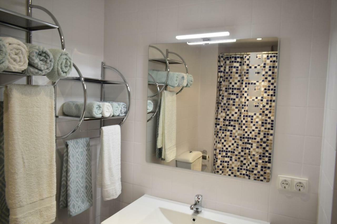 Апартаменты Apartamento Marina Салоу Экстерьер фото