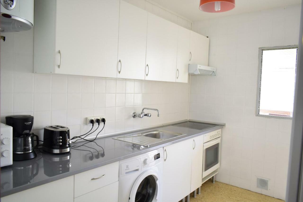 Апартаменты Apartamento Marina Салоу Экстерьер фото